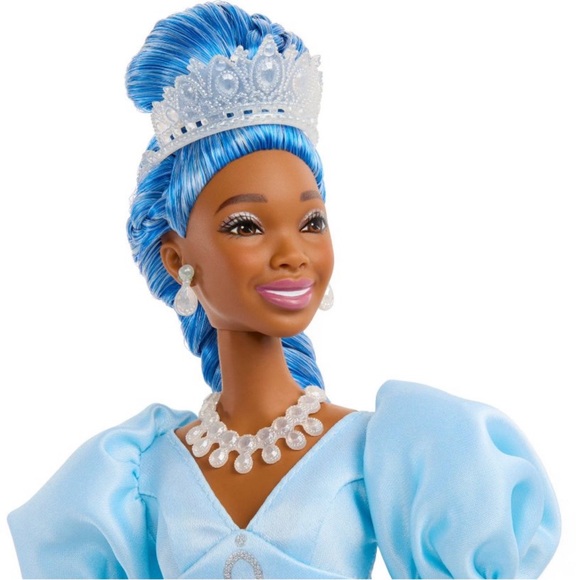 Disney descendants The Rise of Red Cinderella doll NEW - Picture 5 of 5